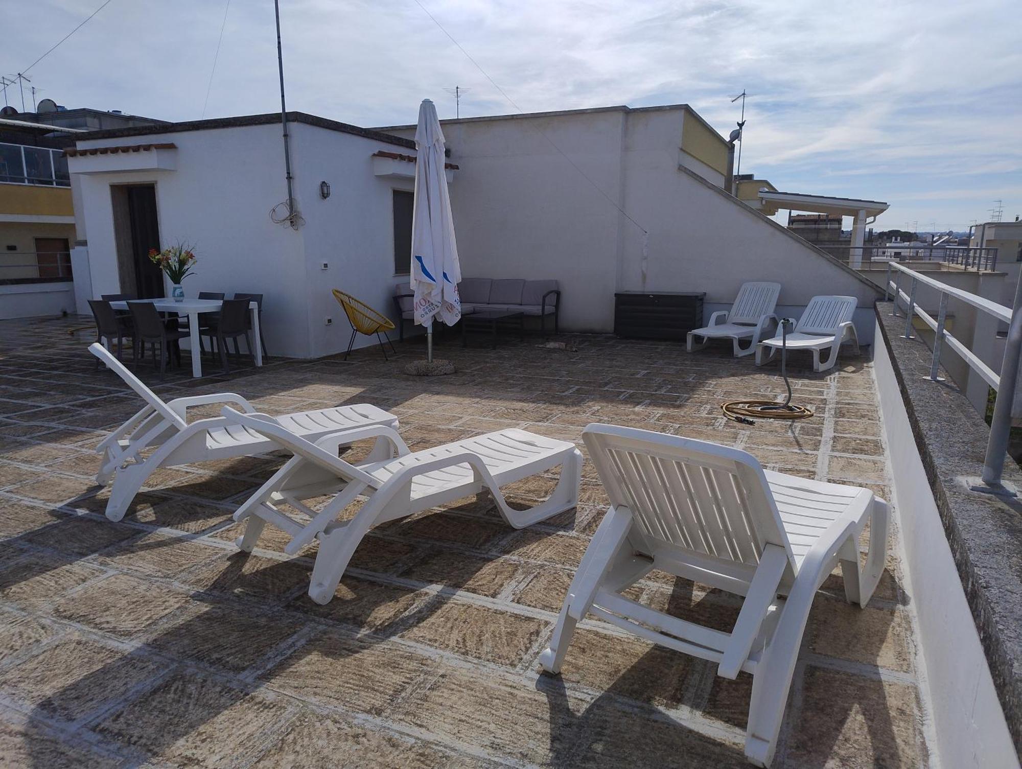 Favolosa Casa Con Terrazza, Idromassaggio, Cortile E Garage Auto Carovigno Eksteriør bilde